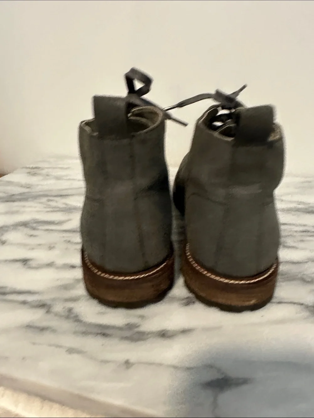 Banana Republic Arley Gray Suede Boots Ortholite men’s size 9.5 New no box